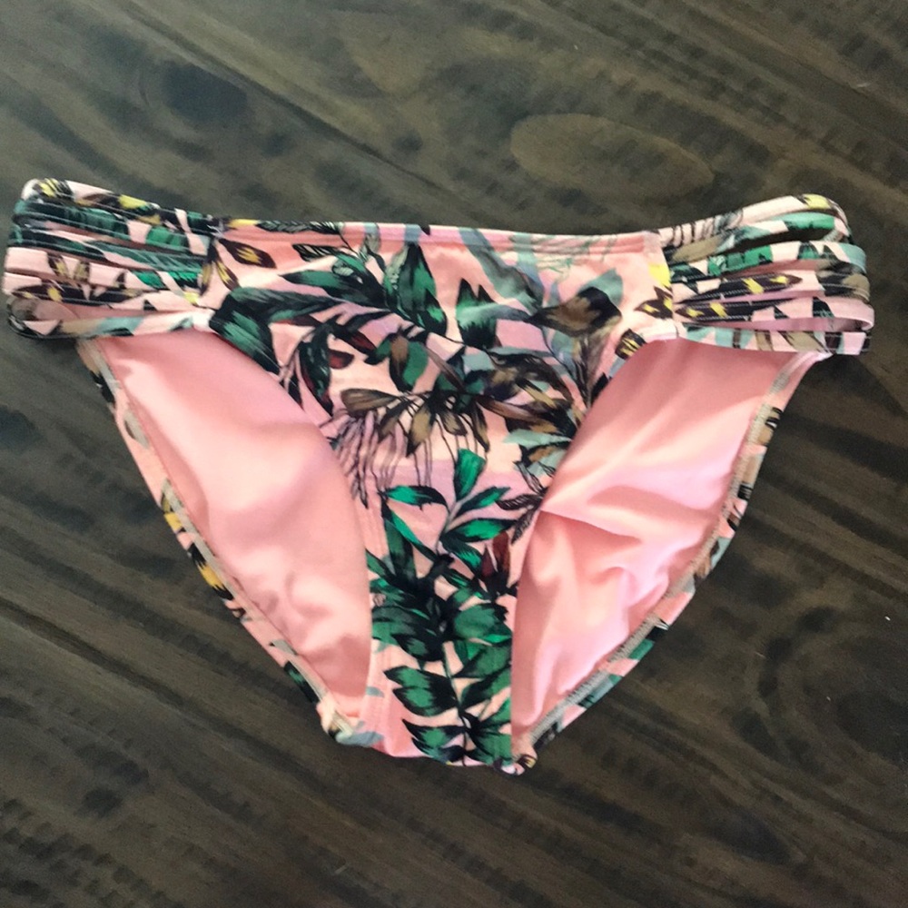 Swim bottoms